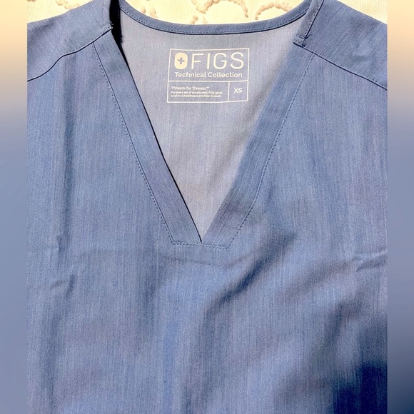 Figs heather indigo Casma tops - Picture 8 of 9